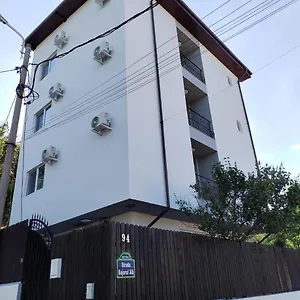 Emma Bucureşti